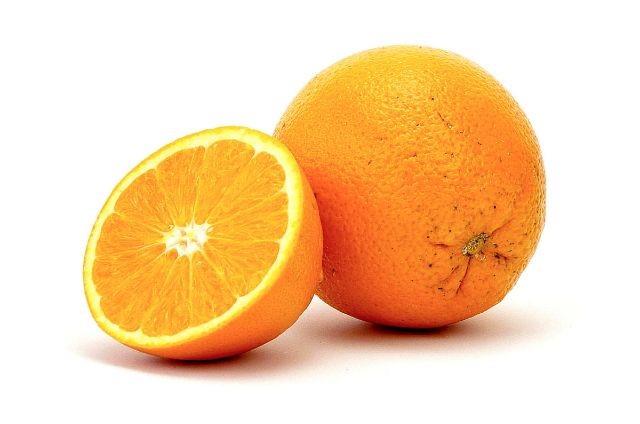 An orange in a white background (IAre Orange Good for Weight Loss?)